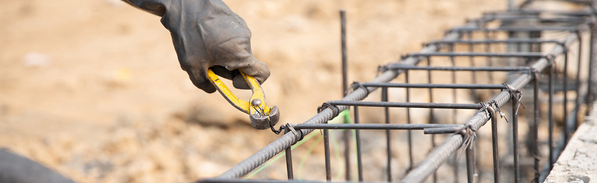 EQUIPAMENTO PARA CONSTRUÇÃO